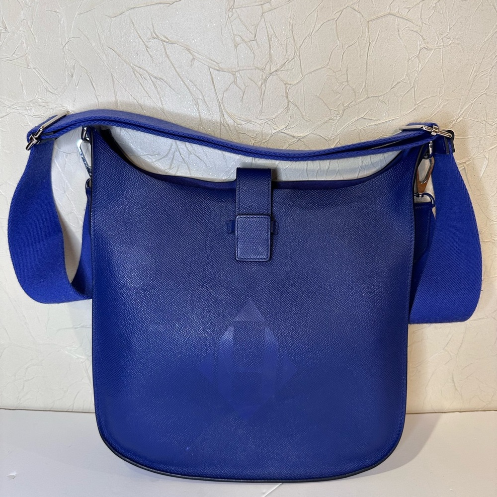 HERMES 
Epsom Evelyne Sellier 29 PM Bleu Electrique